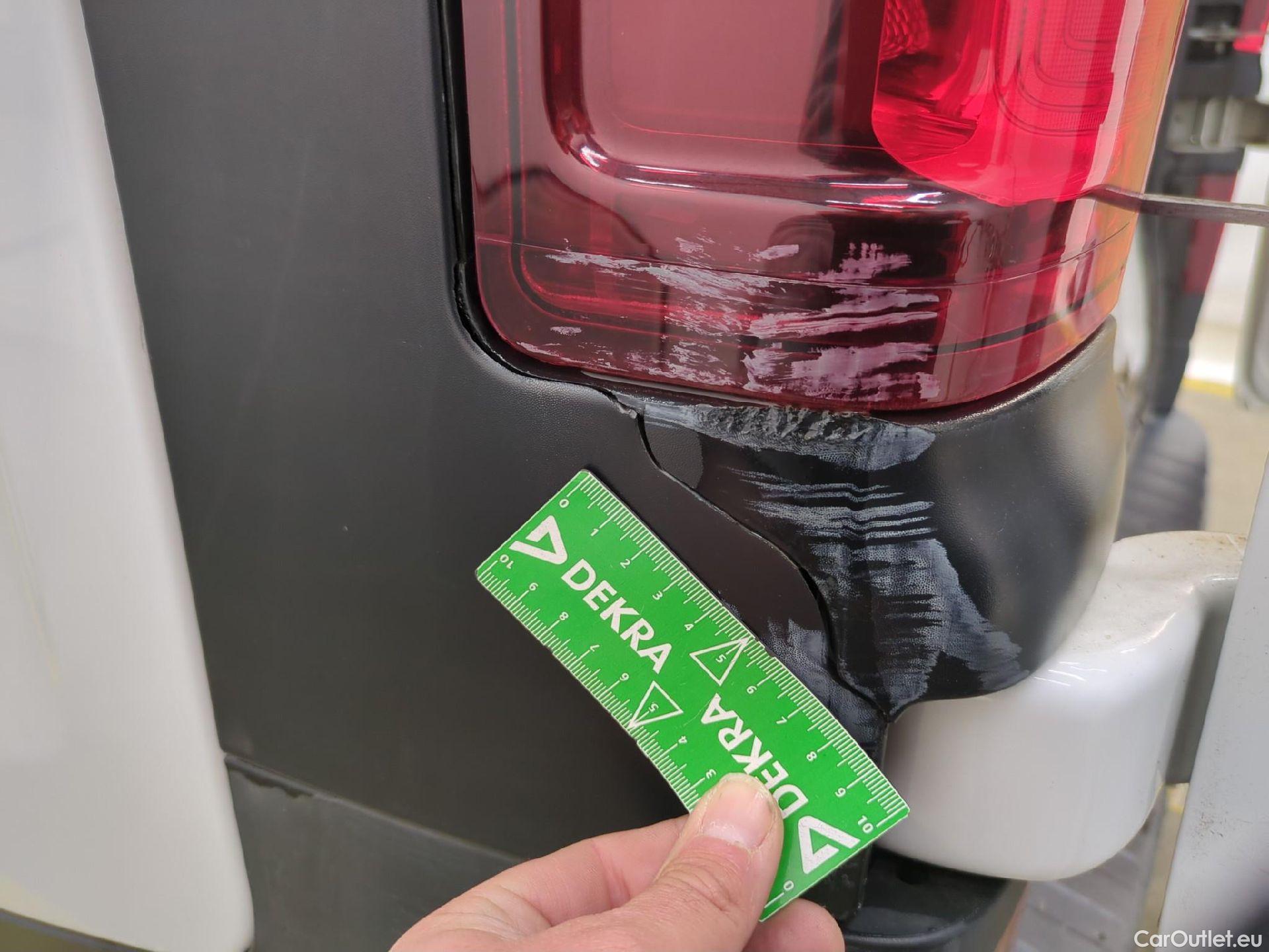  Renault  Trafic RENAULT  VU 4p Fourgon FG GCF L1H1 1000 dCi 95 E6 #45