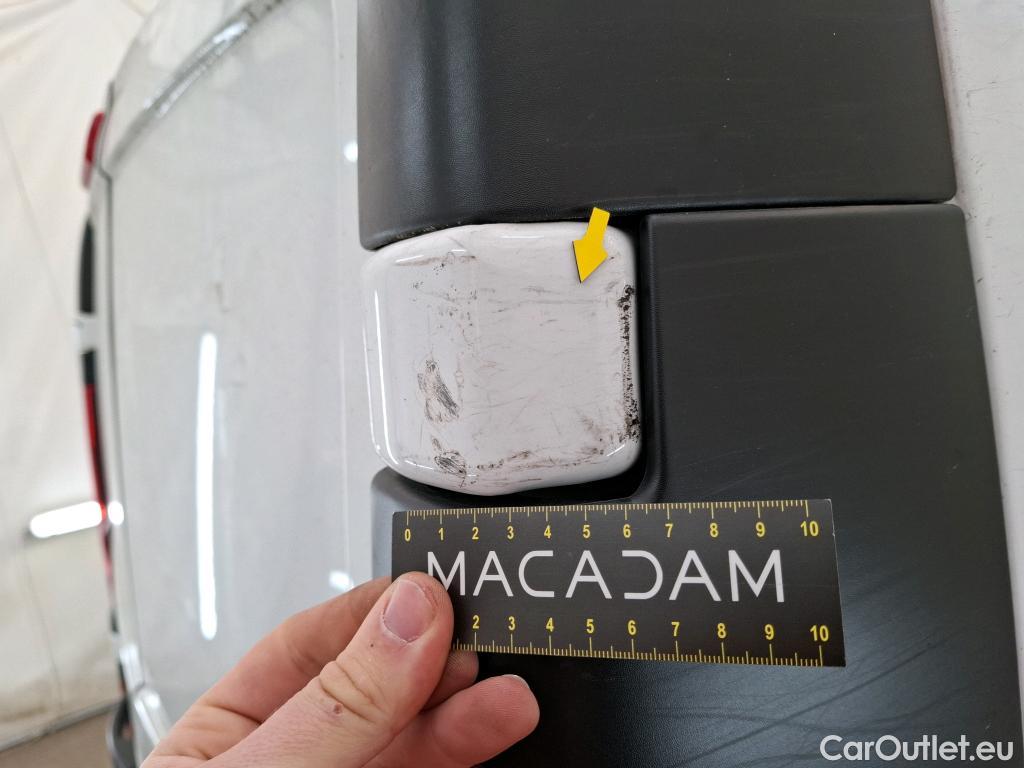  Renault  Trafic  III Fourgon L2H1 3T Confort 2.0 dCi 130CV BVM6 E6d #185