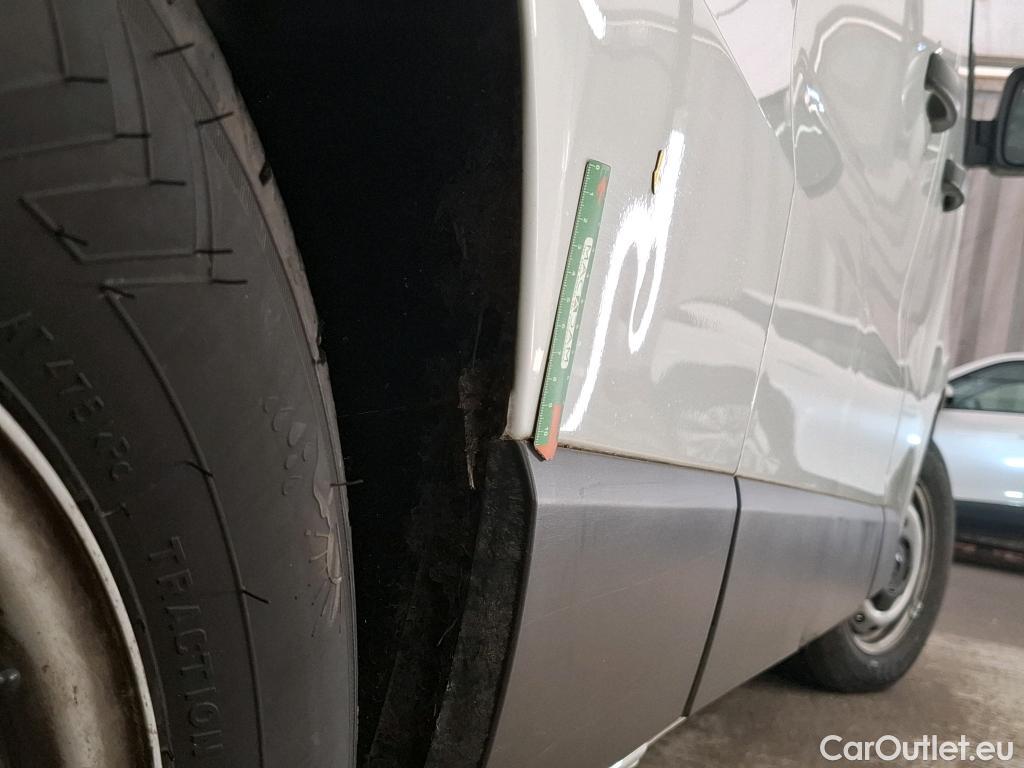  Renault  Trafic  III Fourgon L2H1 3T Grand Confort 2.0 dCi 130CV BVM6 E6d #5