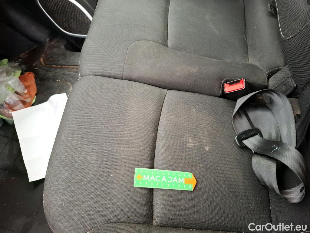  Renault  Trafic  Furgon Grand Confort L1H1 1000 1.6 dCi 120CV BVM6 E6 #88