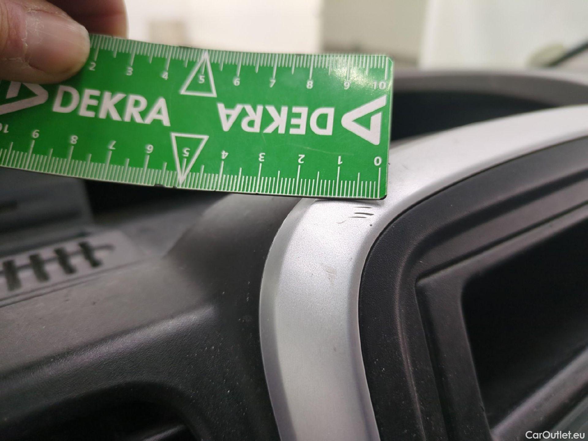  Renault  Trafic RENAULT  VU 4p Fourgon FG GCF L1H1 1000 dCi 95 E6 #75