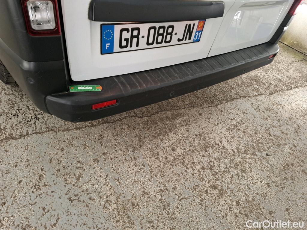  Renault  Trafic  III Fourgon L2H1 3T Grand Confort 2.0 dCi 130CV BVM6 E6d #15