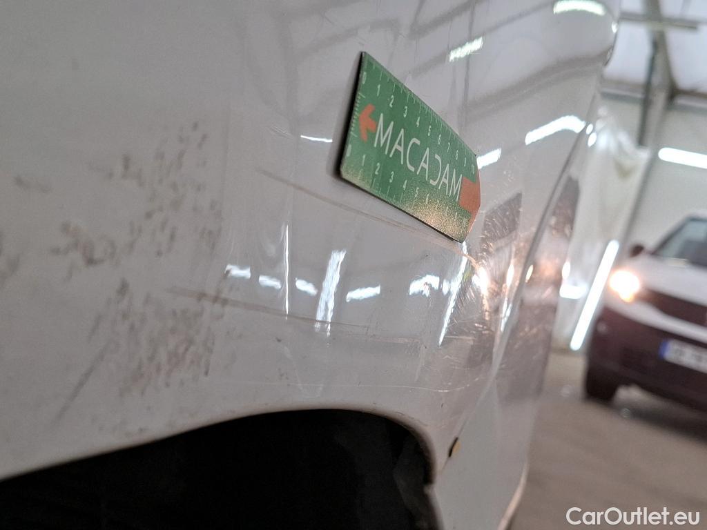  Renault  Trafic  Furgon Grand Confort L1H1 1000 1.6 dCi 120CV BVM6 E6 #26