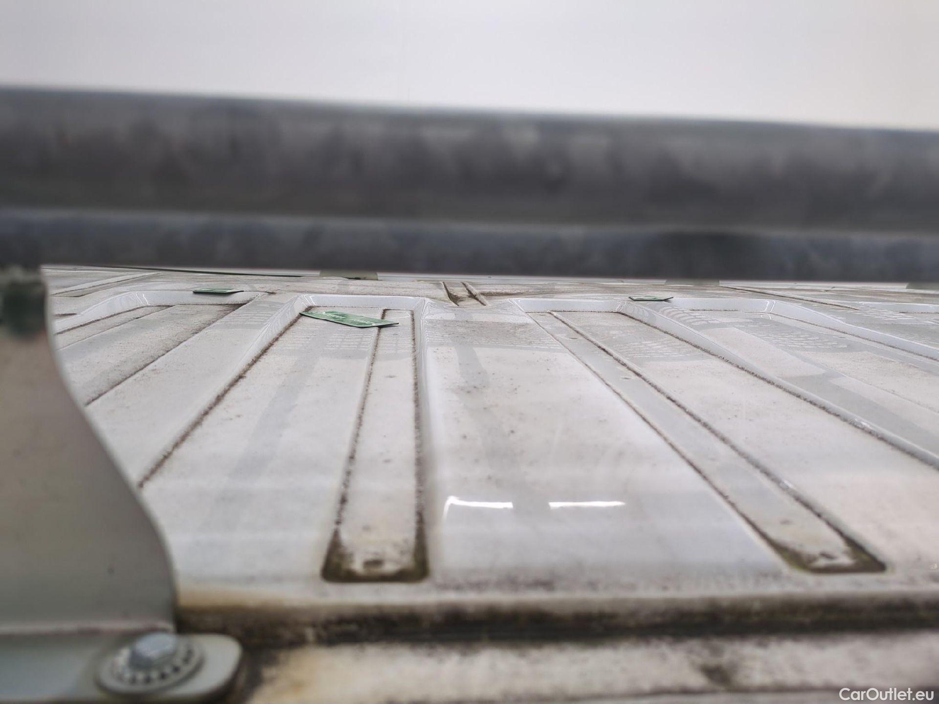  Renault  Trafic RENAULT  VU 4p Fourgon FG GCF L1H1 1000 dCi 95 E6 #31