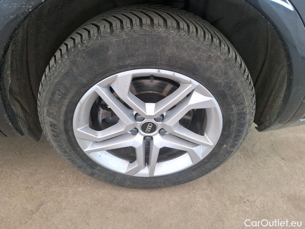  Audi  Q5 AUDI  / 2020 / 5P / SUV 50 TFSI e 299 QTT S TRO 7 BUSINESS EXE #37