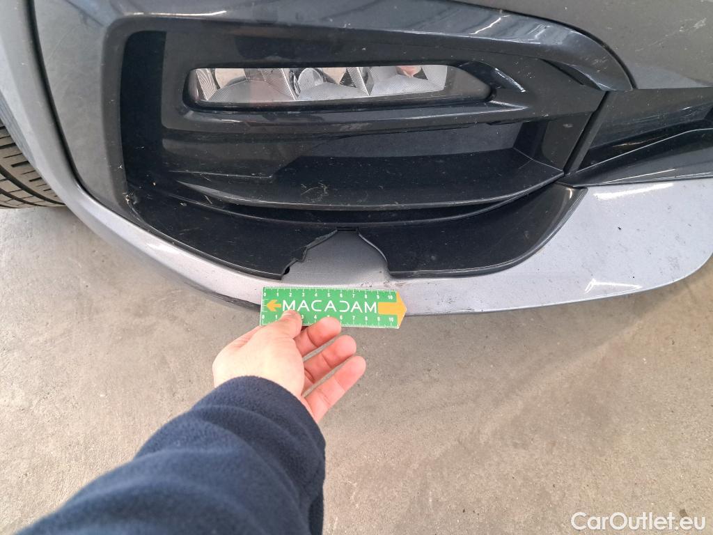  Bmw  Serie 1 Série 1 Berline 120 i Edition Sport 2.0 180CV BVA7 E6d #9