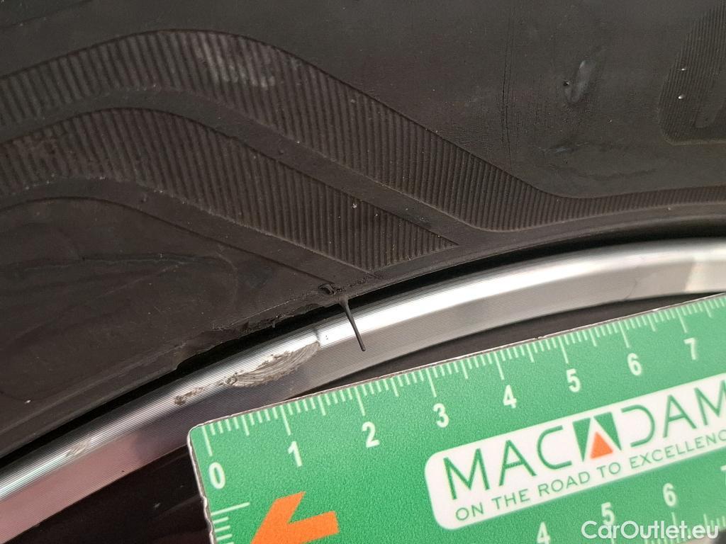  Bmw  Serie 1 BMW Série 1 / 2019 / 5P / Berline 116i DKG7 Business Design #10