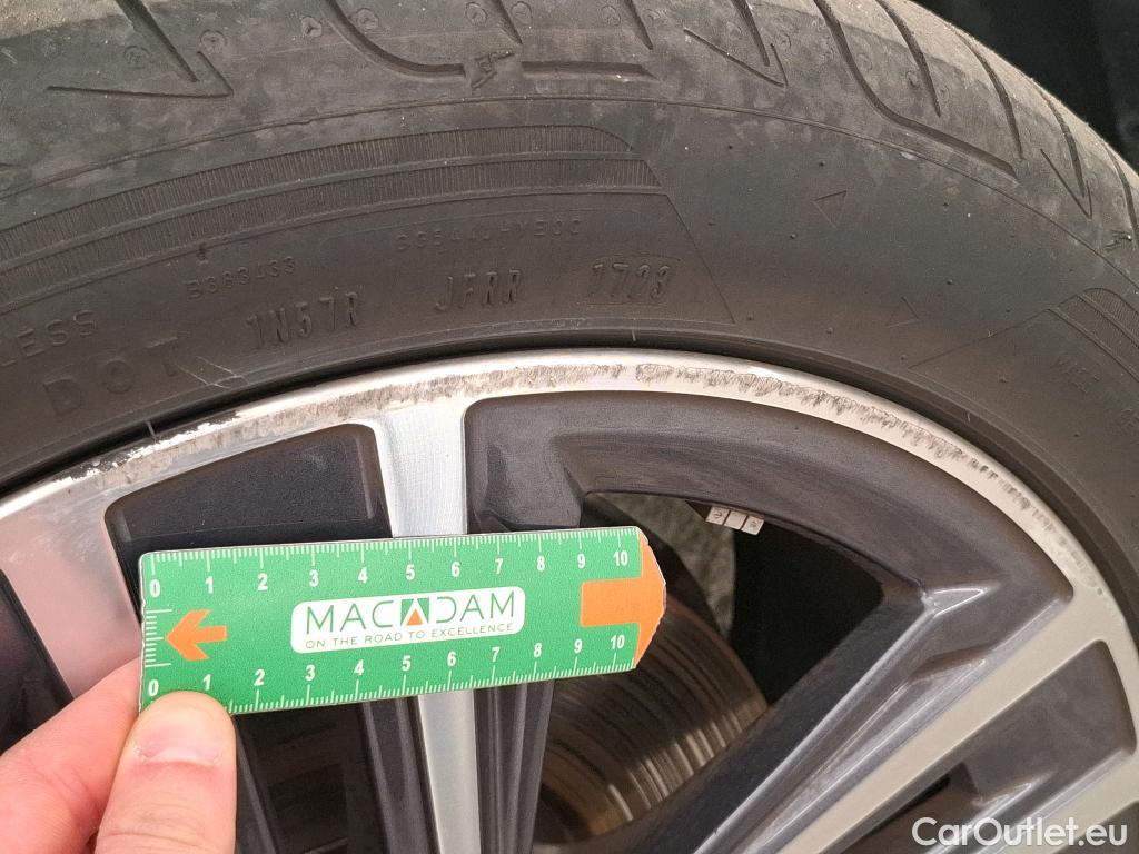  Bmw  Serie 1 BMW Série 1 / 2019 / 5P / Berline 116i DKG7 Business Design #15