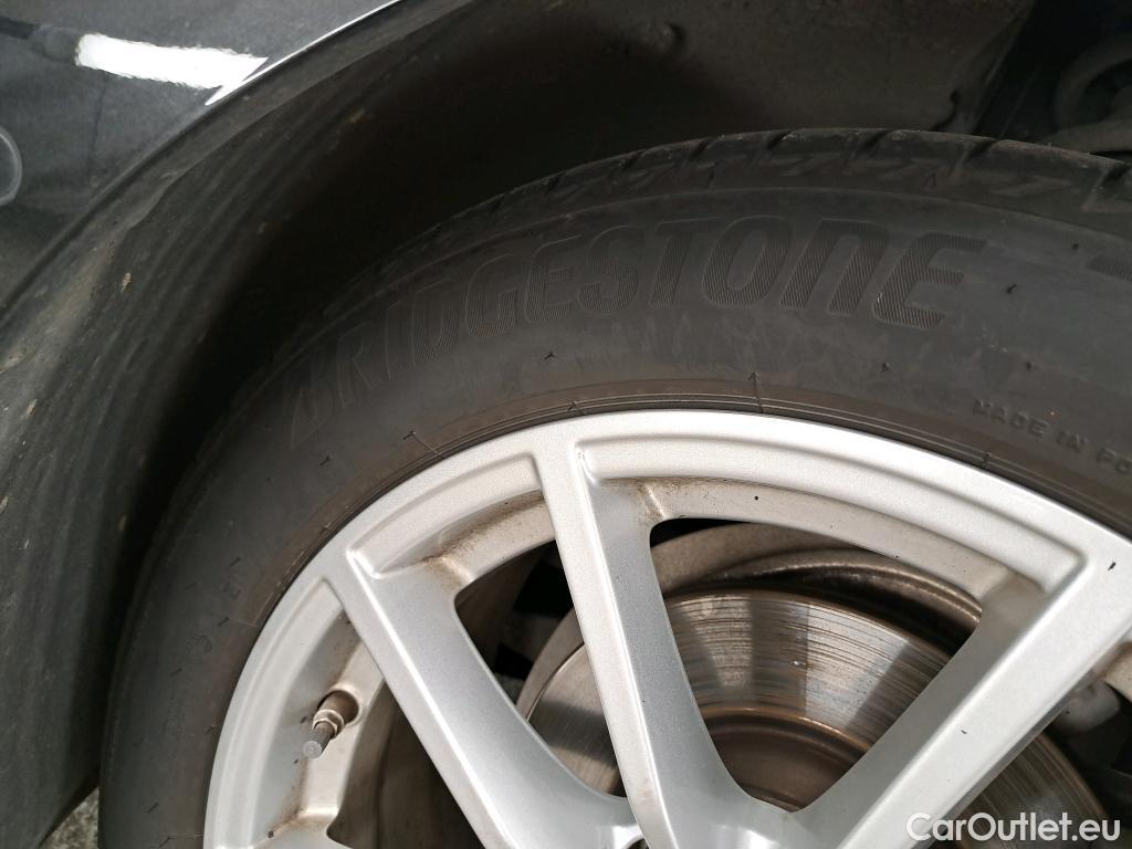  Bmw  Serie 3 BMW Série 3 Touring / 2022 / 5P / Break 318d 150ch Business Design BVA8 #12