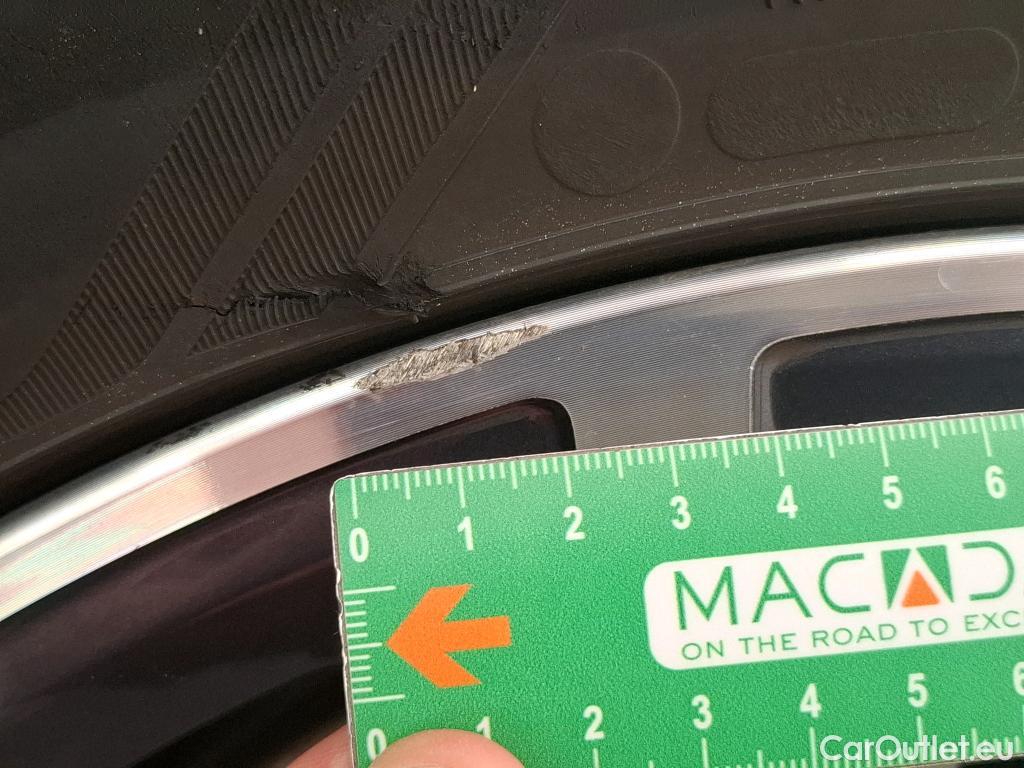  Bmw  Serie 1 BMW Série 1 / 2019 / 5P / Berline 116i DKG7 Business Design #23