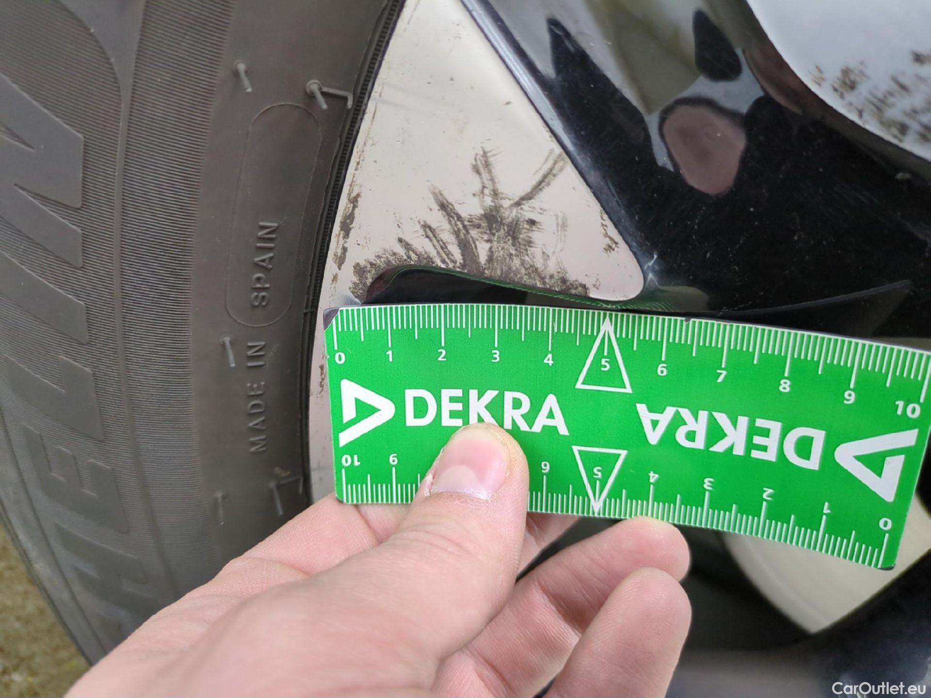  DS  DS7 7 Crossback Business 1.2 PureTech 130CV BVA8 E6d #21