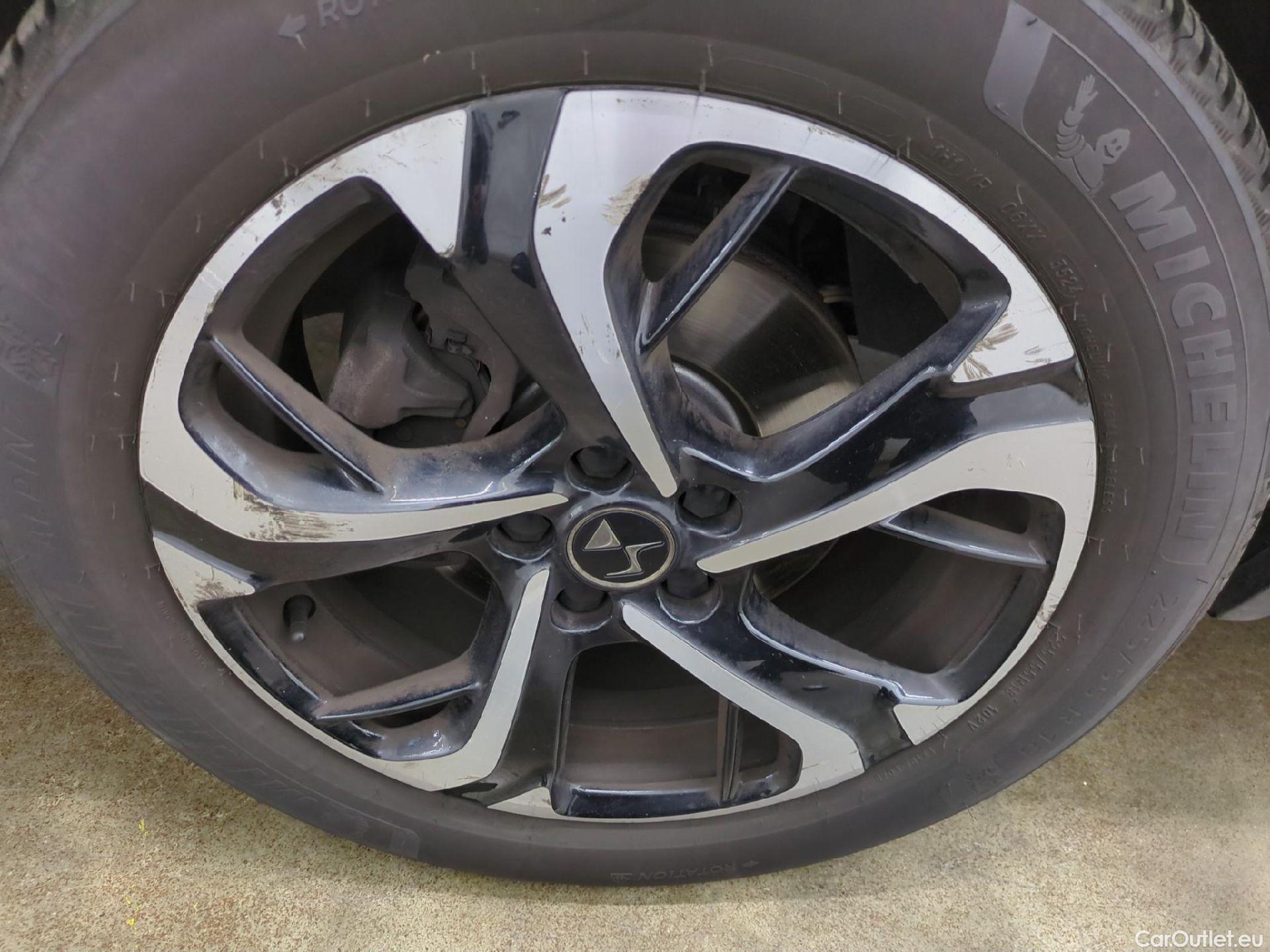  DS  DS7 7 Crossback Business 1.2 PureTech 130CV BVA8 E6d #20