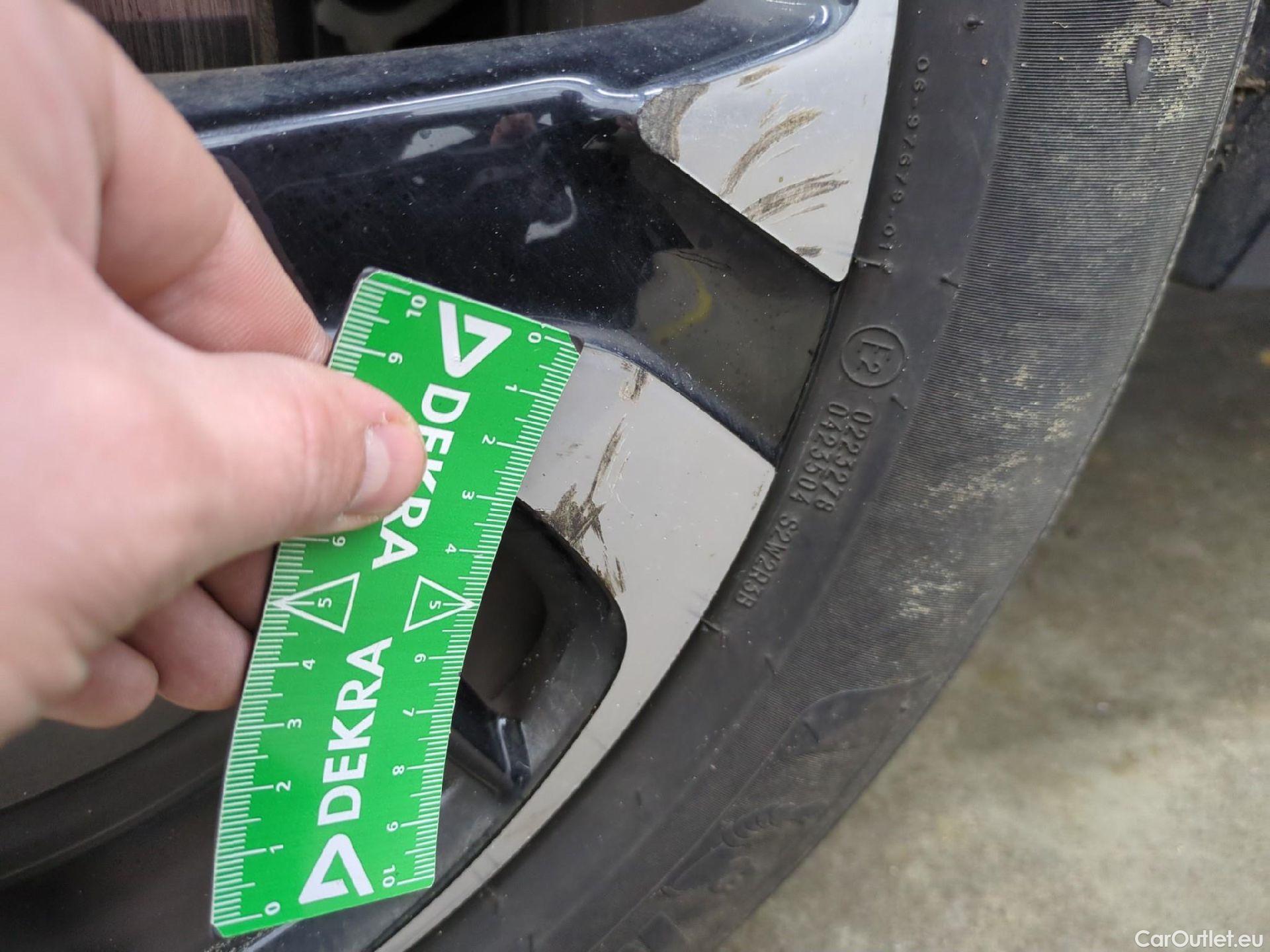  DS  DS7 7 Crossback Business 1.2 PureTech 130CV BVA8 E6d #38