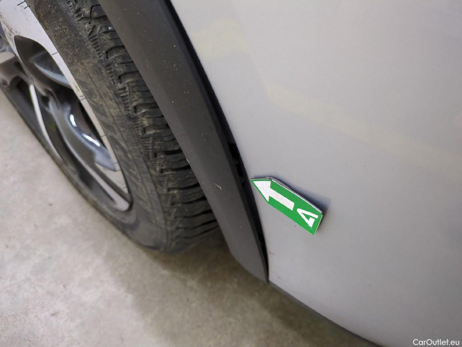  DS  DS7 7 Crossback Business 1.2 PureTech 130CV BVA8 E6d #44