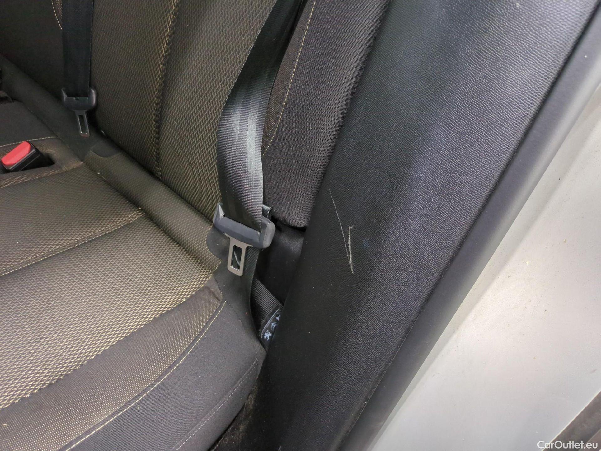  DS  DS7 7 Crossback Business 1.2 PureTech 130CV BVA8 E6d #2