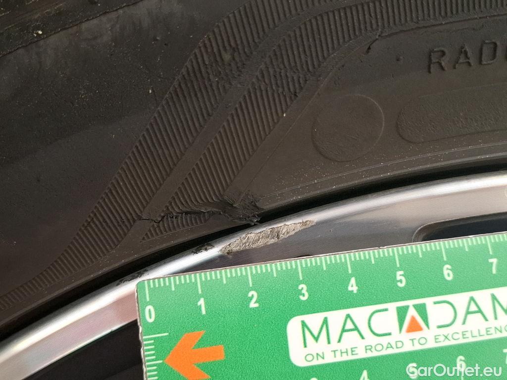  Bmw  Serie 1 BMW Série 1 / 2019 / 5P / Berline 116i DKG7 Business Design #12