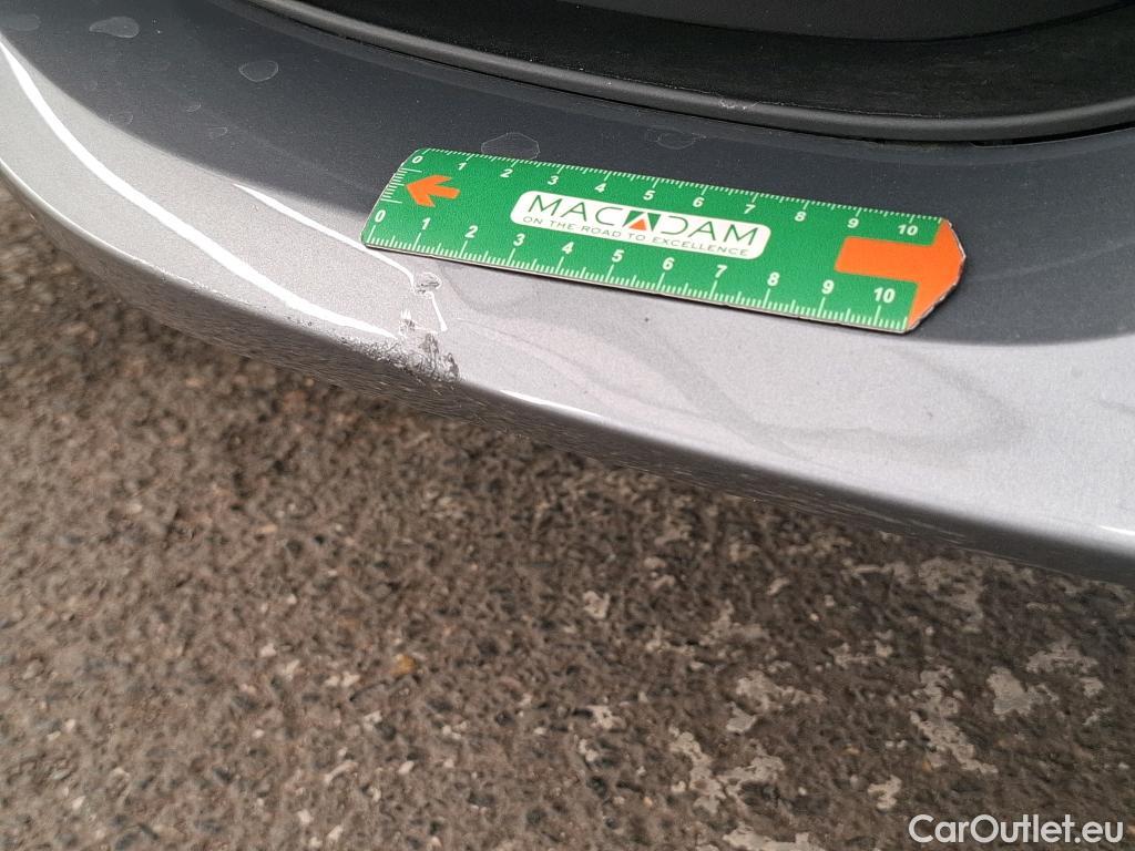  Bmw  Serie 1 BMW Série 1 / 2019 / 5P / Berline 116i DKG7 Business Design #3