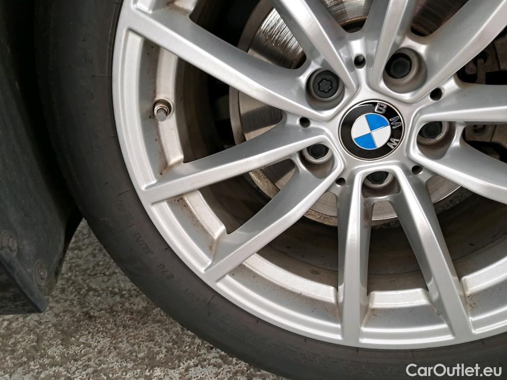  Bmw  Serie 3 BMW Série 3 Touring / 2022 / 5P / Break 318d 150ch Business Design BVA8 #15