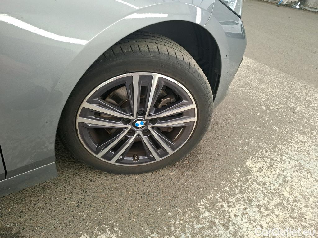  Bmw  Serie 1 BMW Série 1 / 2019 / 5P / Berline 116i DKG7 Business Design #17