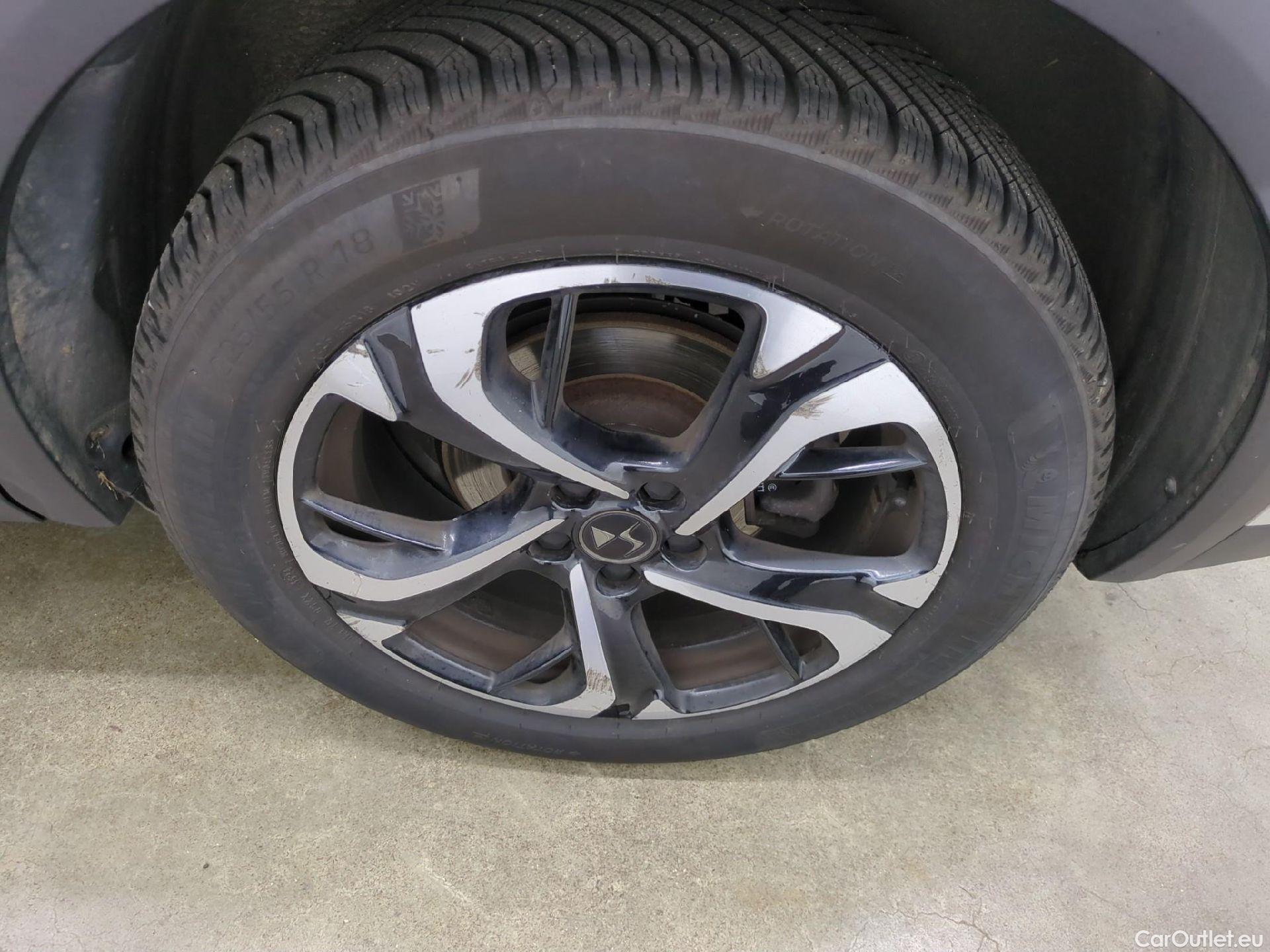  DS  DS7 7 Crossback Business 1.2 PureTech 130CV BVA8 E6d #23