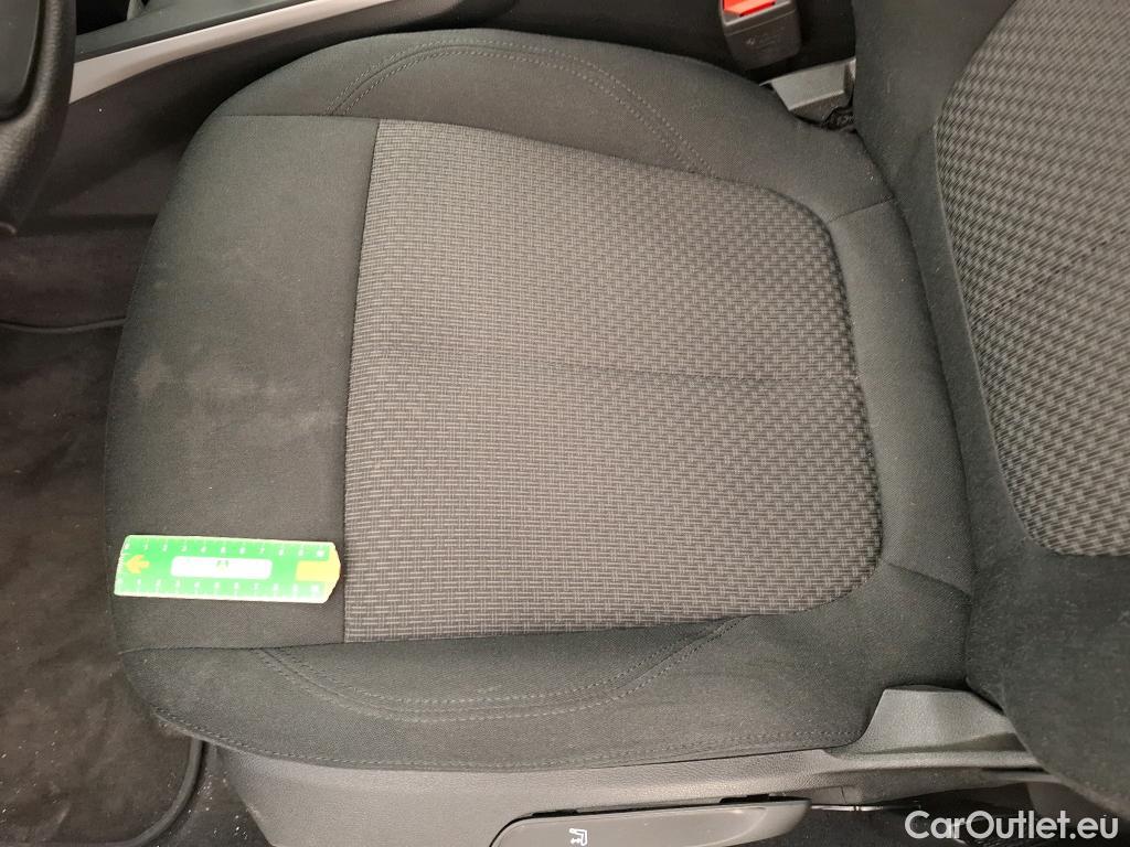  Bmw  Serie 1 BMW Série 1 / 2019 / 5P / Berline 116i DKG7 Business Design #29