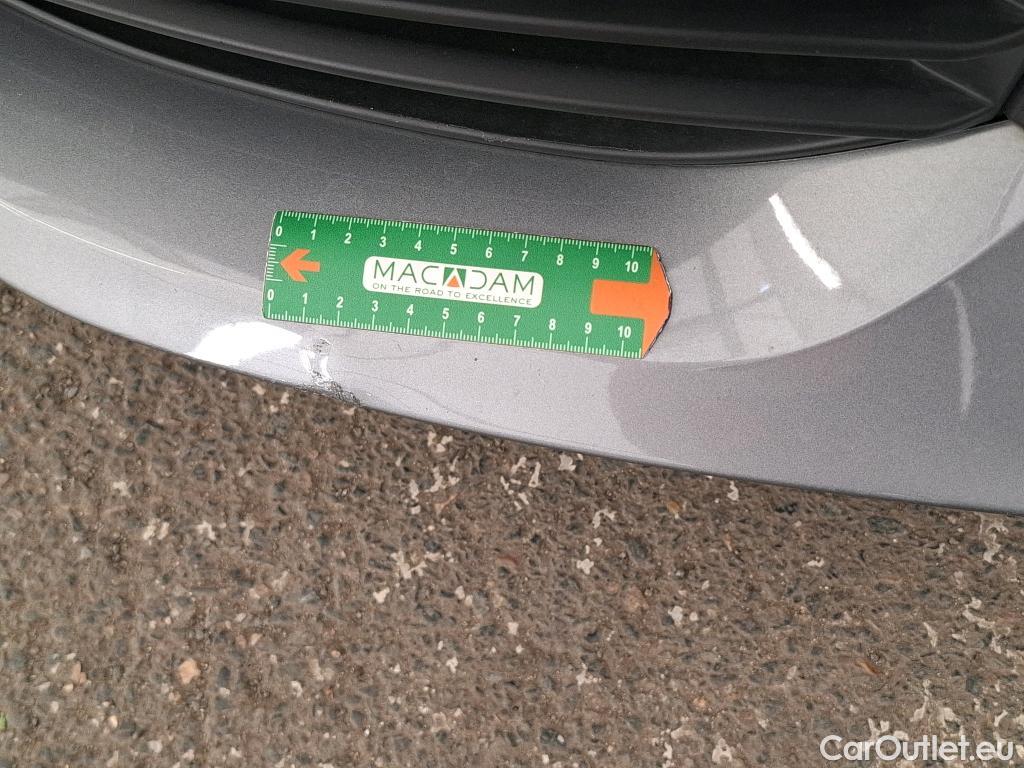  Bmw  Serie 1 BMW Série 1 / 2019 / 5P / Berline 116i DKG7 Business Design #2