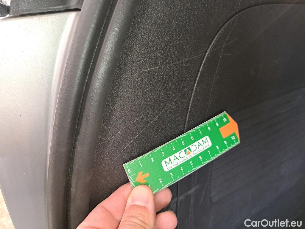  Opel  Crossland  X Business Elegance 1.2 Turbo 110CV BVM6 E6d #20