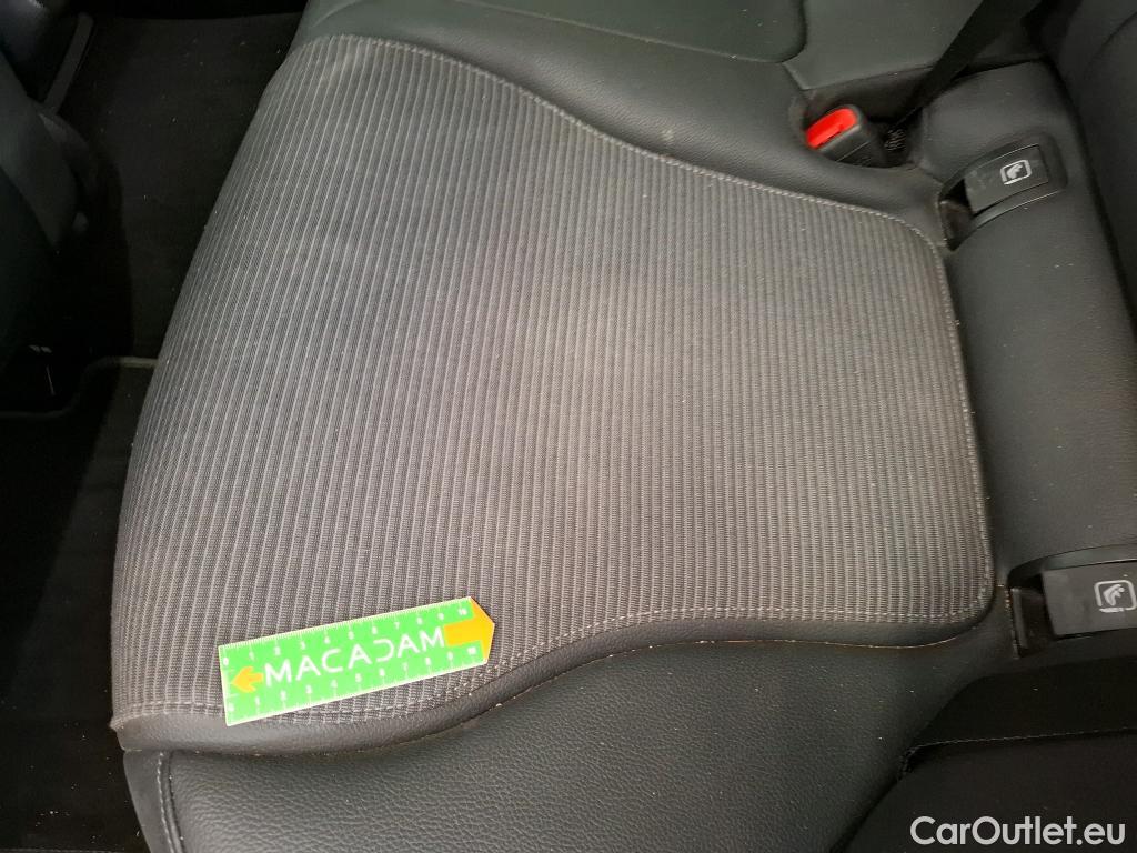  Mercedes  C-Klasse MERCEDES-BENZ Classe C Berline / 2021 / 4P / Berline C 220 d Avantgarde Line #16