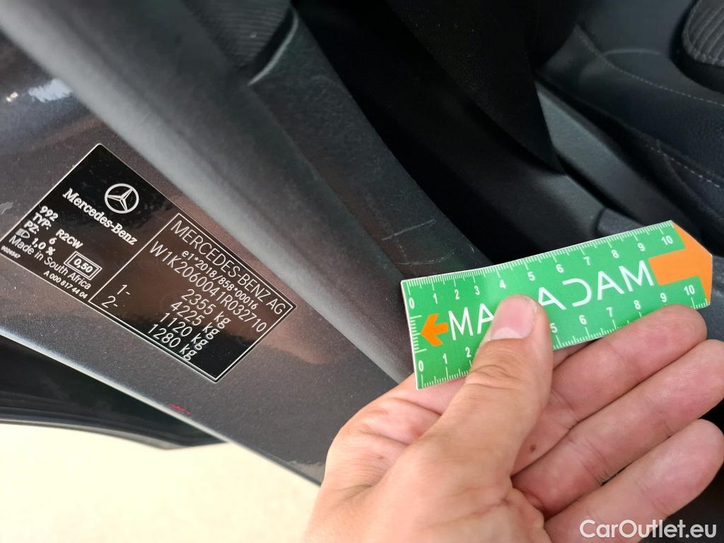  Mercedes  C-Klasse MERCEDES-BENZ Classe C Berline / 2021 / 4P / Berline C 220 d Avantgarde Line #13