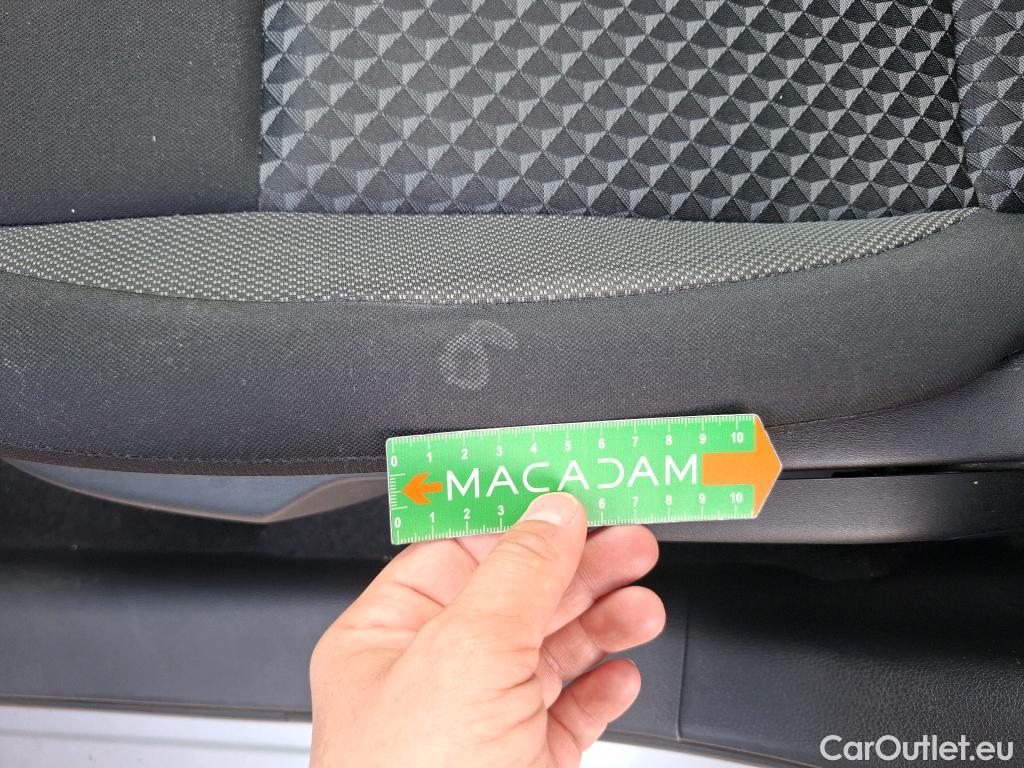  Nissan  Micra NISSAN  / 2016 / 5P / Berline IG-T 92 Business Edition #24