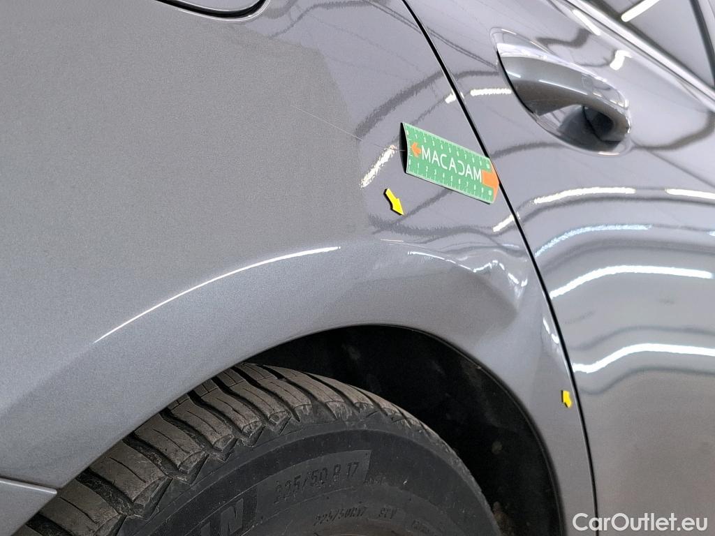  Mercedes  C-Klasse MERCEDES-BENZ Classe C Berline / 2021 / 4P / Berline C 220 d Avantgarde Line #4