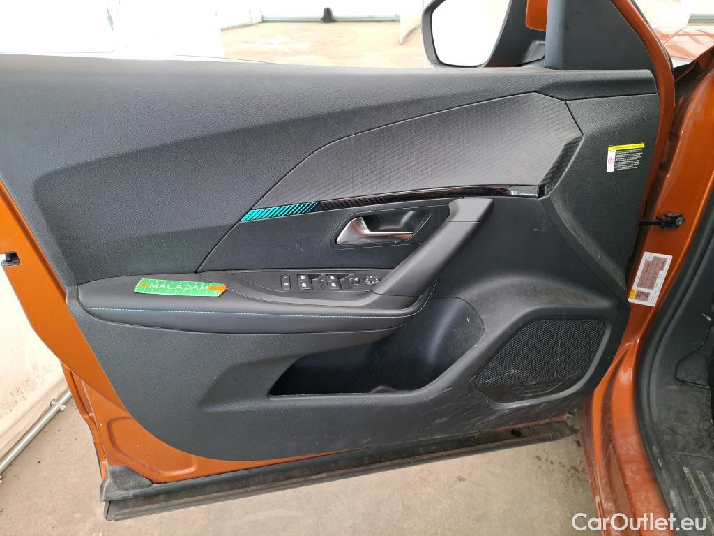  Peugeot  2008  Allure Business 1.2 PureTech 130CV BVM6 E6d #10