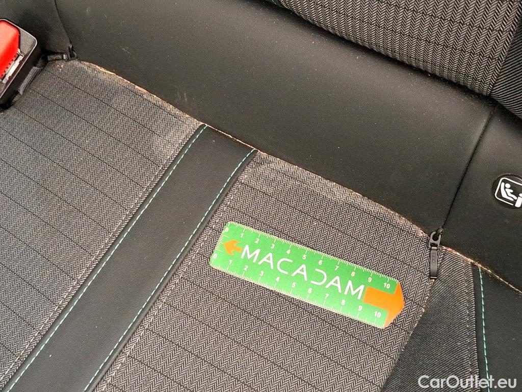  Peugeot  2008  Allure Business 1.2 PureTech 130CV BVM6 E6d #28