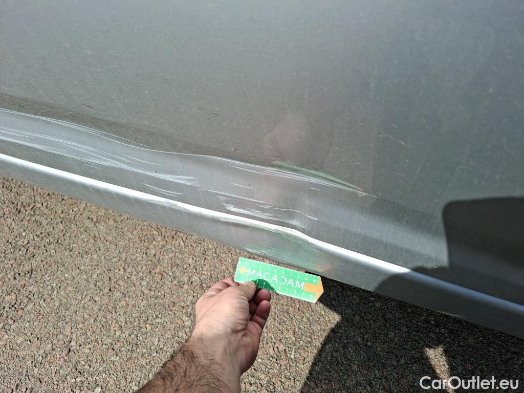  Nissan  Micra NISSAN  / 2016 / 5P / Berline IG-T 92 Business Edition #15