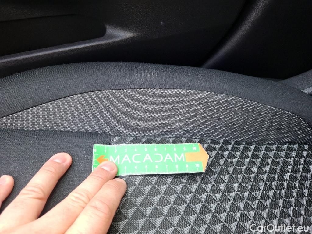  Nissan  Micra NISSAN  / 2016 / 5P / Berline IG-T 92 Business Edition #28