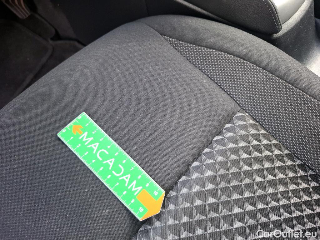  Nissan  Micra NISSAN  / 2016 / 5P / Berline IG-T 92 Business Edition #25