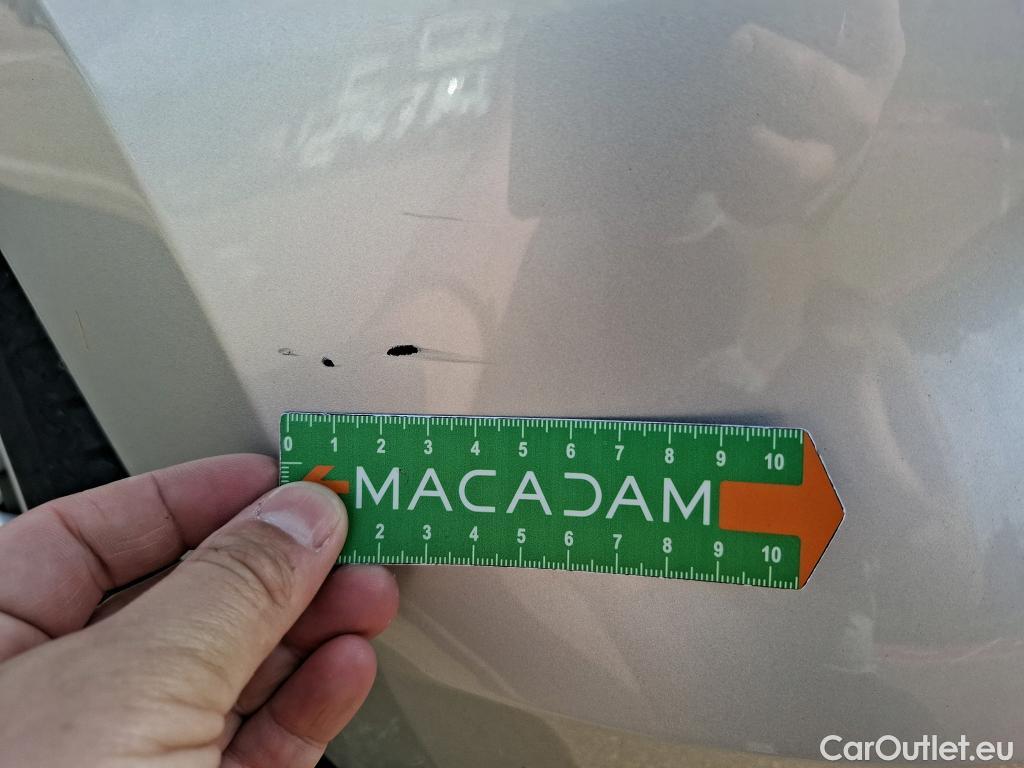  Nissan  Micra NISSAN  / 2016 / 5P / Berline IG-T 92 Business Edition #5