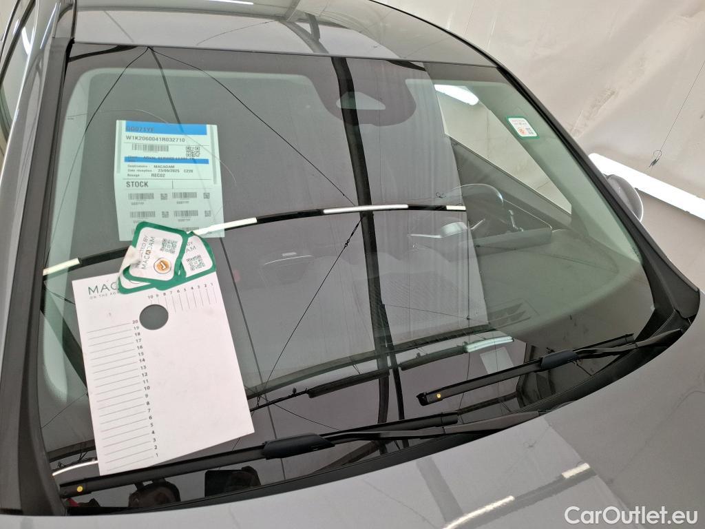  Mercedes  C-Klasse MERCEDES-BENZ Classe C Berline / 2021 / 4P / Berline C 220 d Avantgarde Line #14