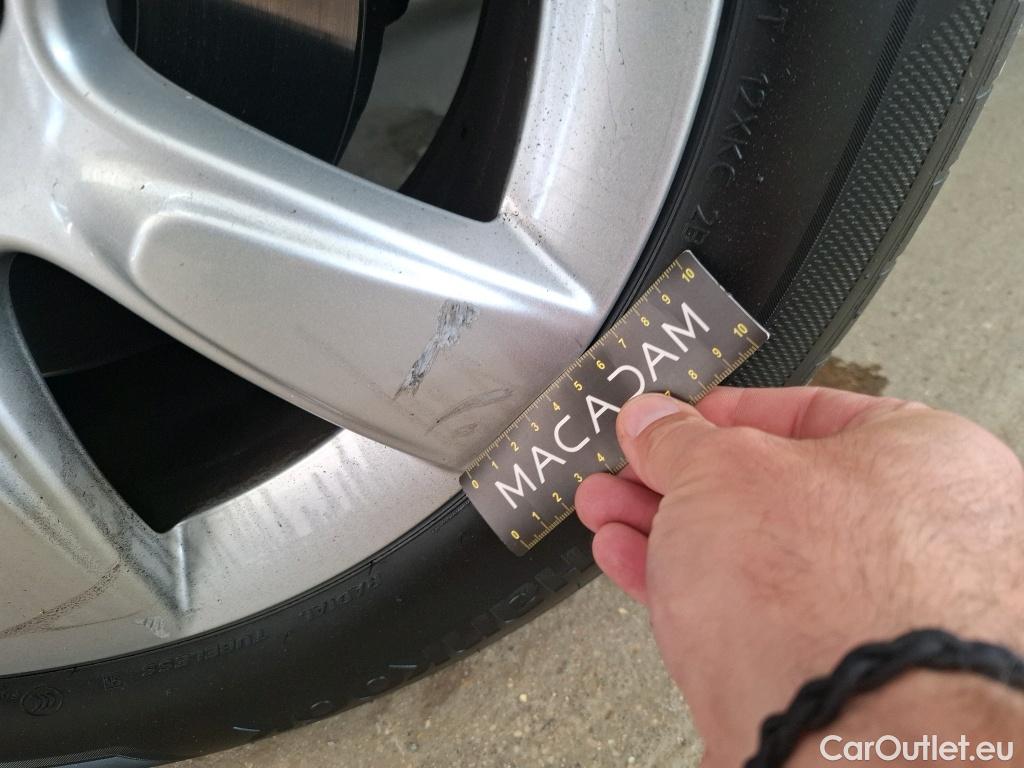  Mini  Countryman MINI  / 2020 / 5P / Crossover Cooper Finition Chili 136 ch BVA7 #20