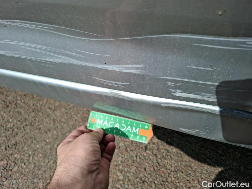  Nissan  Micra NISSAN  / 2016 / 5P / Berline IG-T 92 Business Edition #16