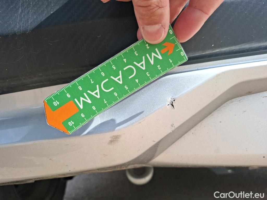  Nissan  Micra NISSAN  / 2016 / 5P / Berline IG-T 92 Business Edition #6