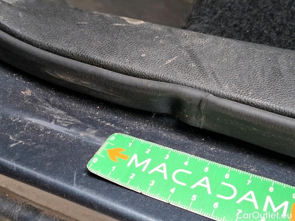  Renault  Kadjar RENAULT  / 2018 / 5P / Crossover Business Blue dCi 115 EDC #11