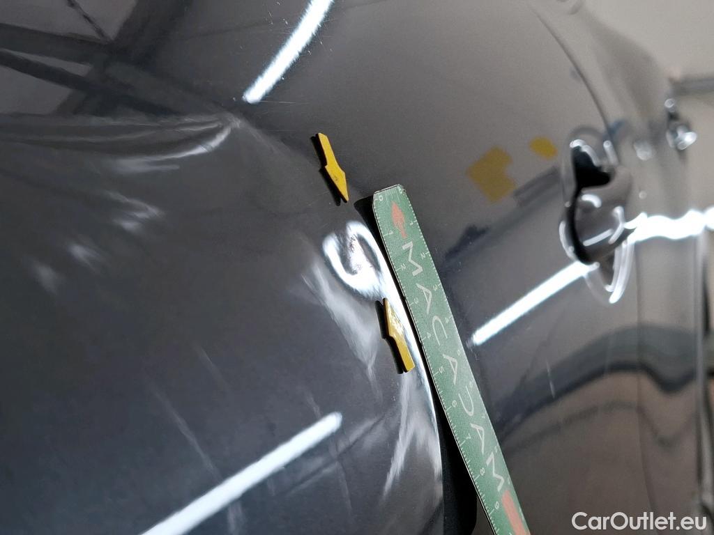  Renault  Kadjar RENAULT  / 2018 / 5P / Crossover Business Blue dCi 115 EDC #13