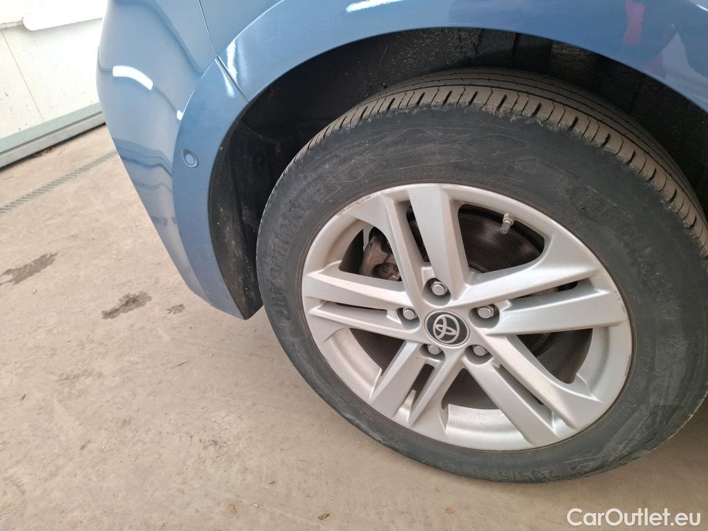  Toyota  Corolla TOYOTA  / 2018 / 5P / Berline Hybride 122h Dynamic Business Stage Acad #17