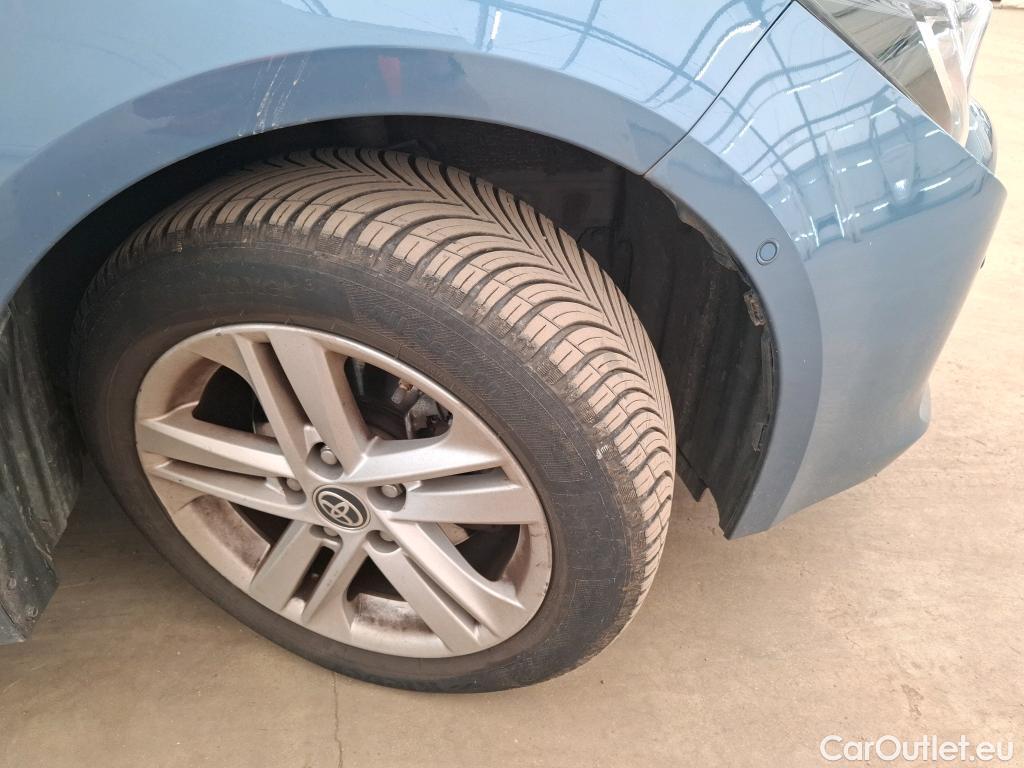  Toyota  Corolla TOYOTA  / 2018 / 5P / Berline Hybride 122h Dynamic Business Stage Acad #22