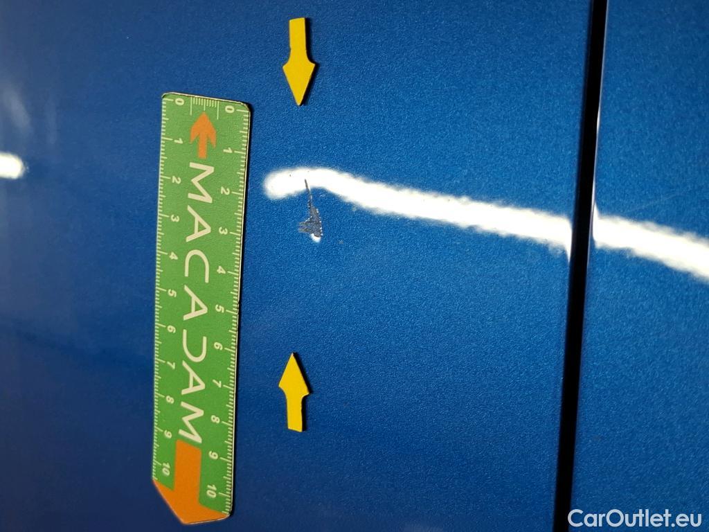  Volkswagen  T-ROC VOLKSWAGEN  / 2017 / 5P / SUV 1.5 TSI 150 EVO LOUNGE BUSINESS DSG7 #3