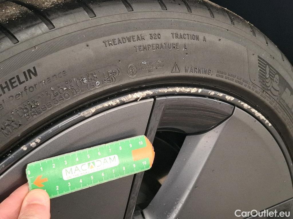  Tesla  Model 3 TESLA  / 2018 / 4P / Berline - / VO RECONDITIONNE - PHOTOS AVANT RECONDITIONNEMENT #14