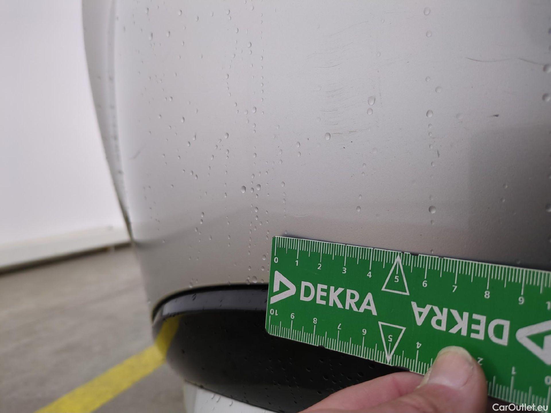  Toyota  Corolla TOYOTA  Touring Sports / 2018 / 5P / Break Hybride 122h Dynamic Business Stage Acad #32