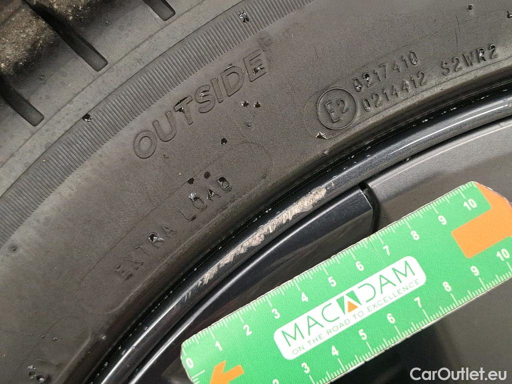  Tesla  Model 3 TESLA  / 2018 / 4P / Berline - / VO RECONDITIONNE - PHOTOS AVANT RECONDITIONNEMENT #15