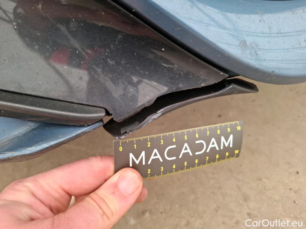  Toyota  Corolla TOYOTA  / 2018 / 5P / Berline Hybride 122h Dynamic Business Stage Acad #11